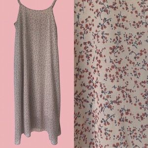 Beautiful Ditsy Floral Print Dress